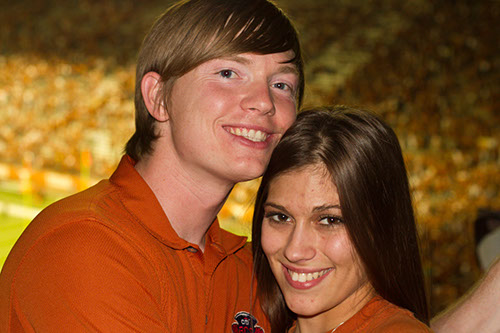 Two Longhorn fans